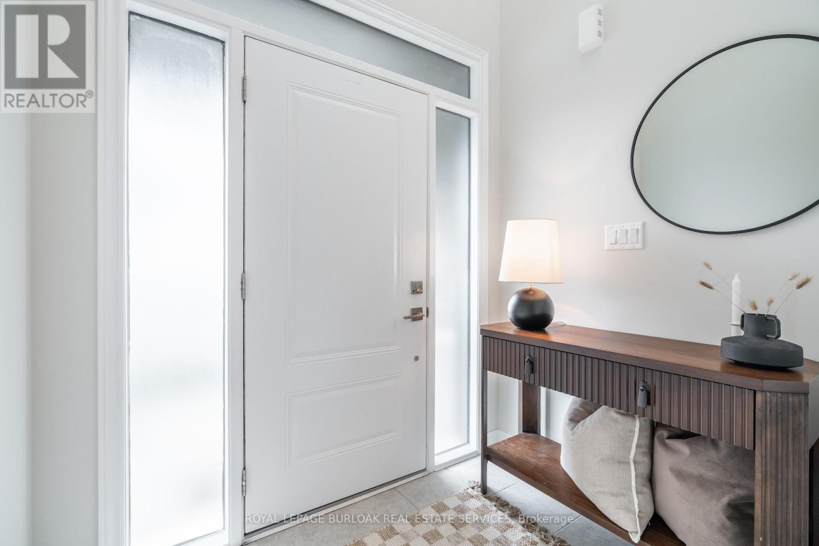 127 Starfire Crescent