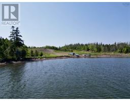 Bath (# pieces 1-6) - 3123 Highway 320, D Apos Escousse, NS B0E1K0 Photo 5