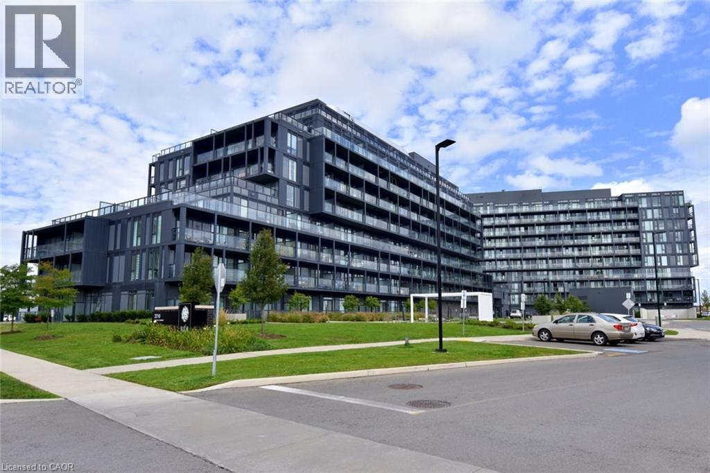 3200 Dakota Common Unit B 1006