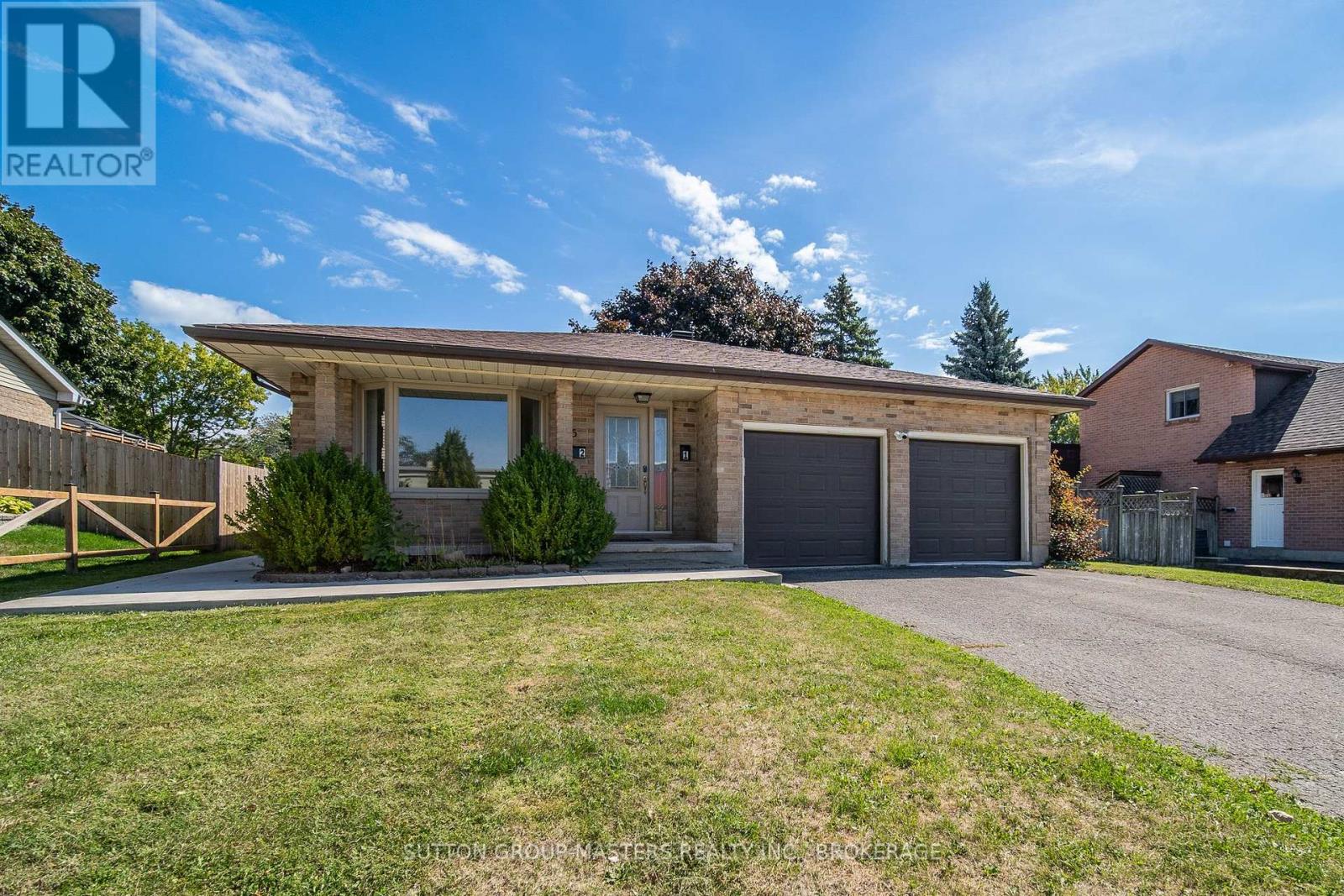 15 Windfield Crescent