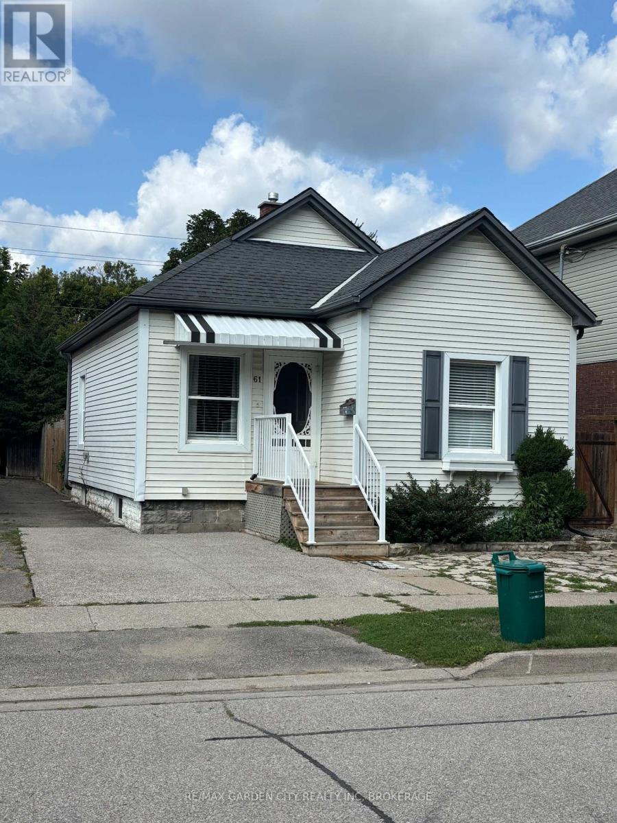 61 Rodman Street