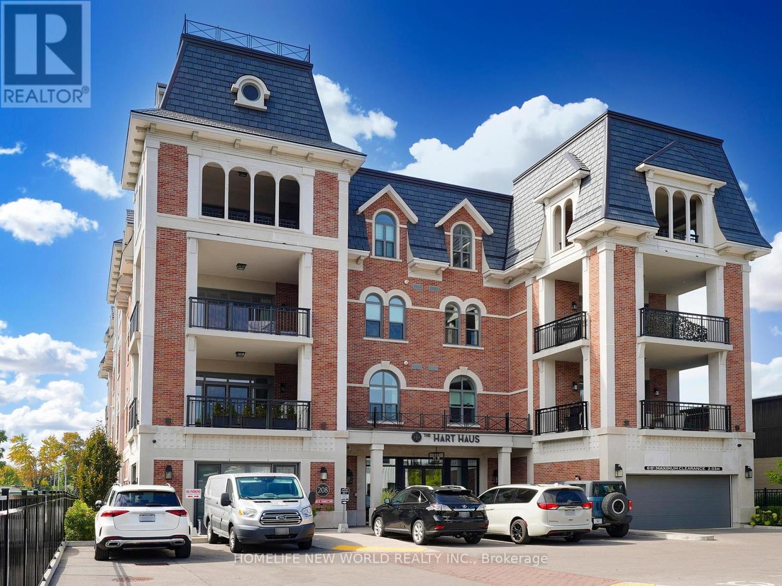 401 208 Main St Unionville