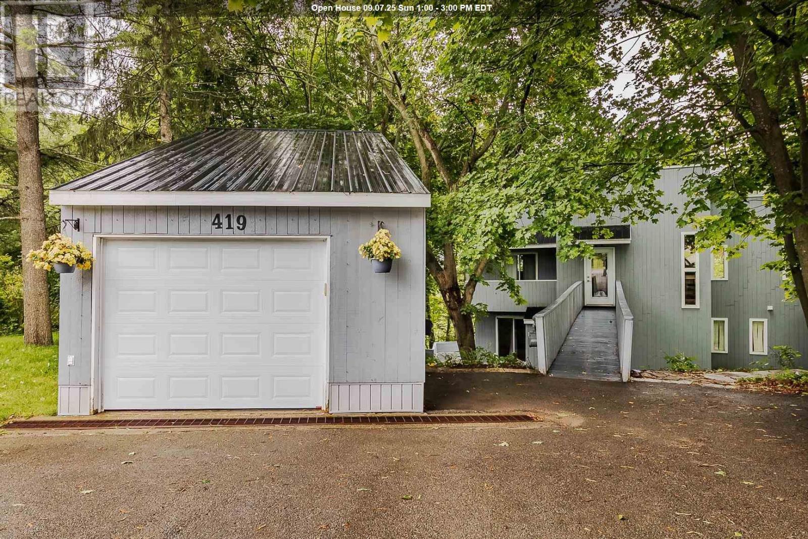 419 Macdonald Ave