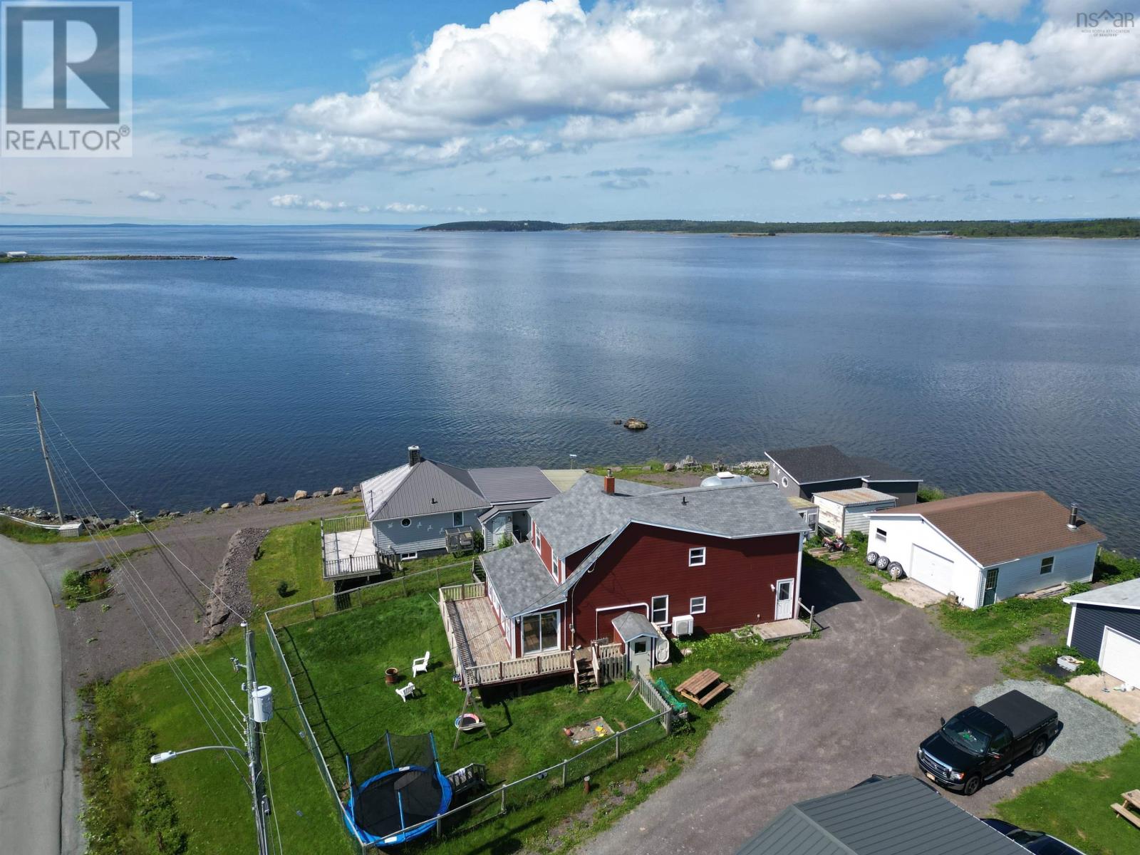 276 Southside Petit De Grat Rd