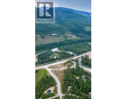 5465 Bowolin Road, Out Of Area, BC V0E2J0 Photo 3