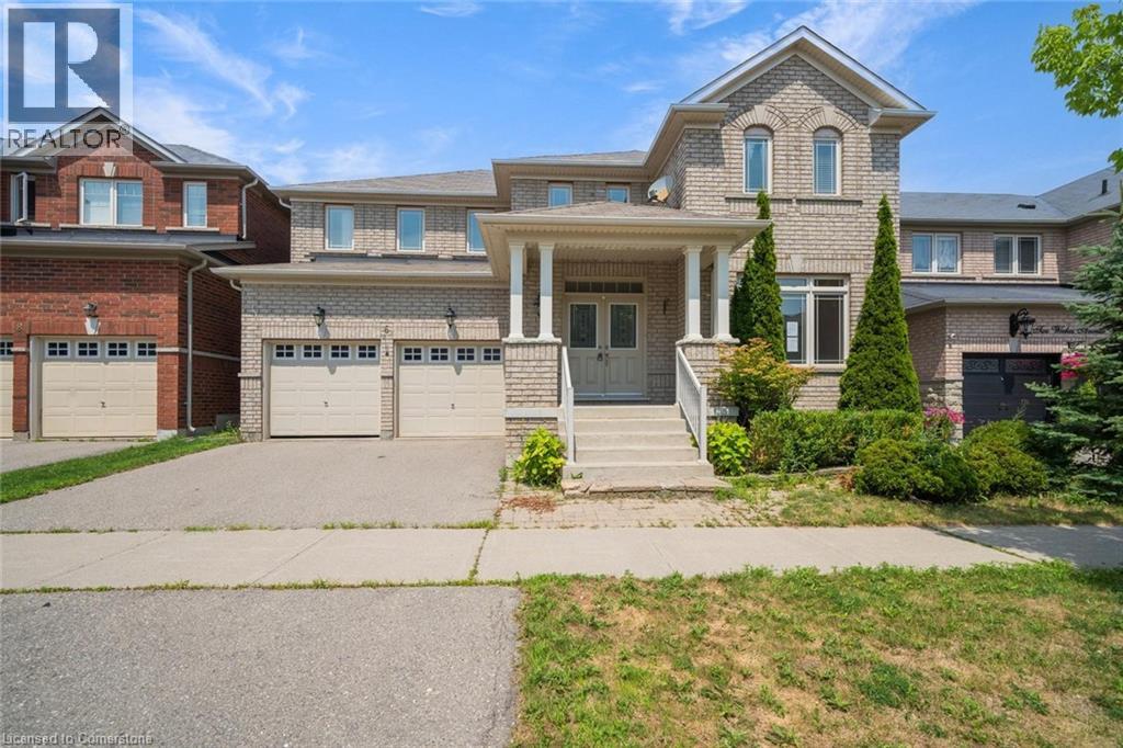6 Weekes Avenue