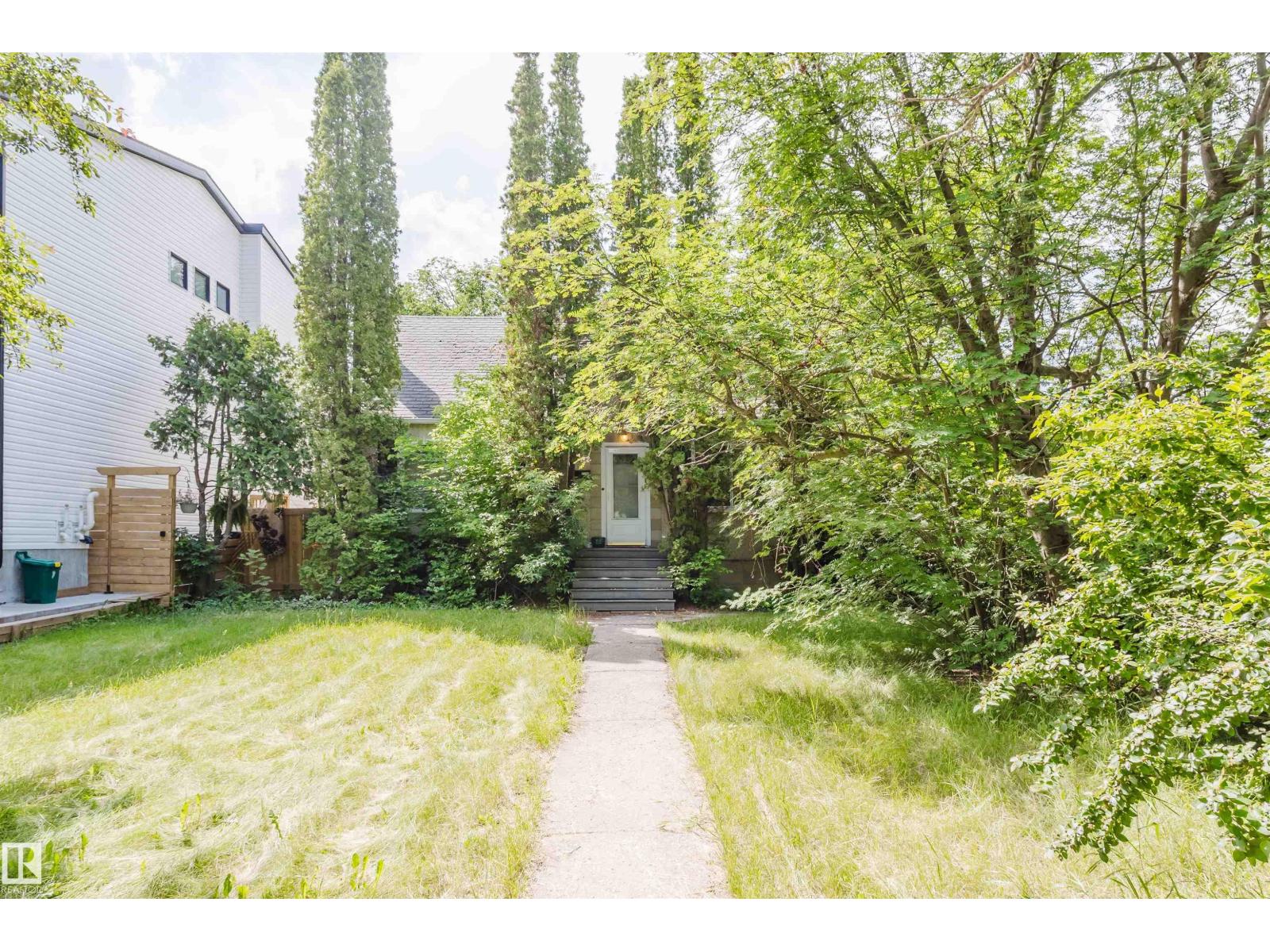 7230 112 St Nw