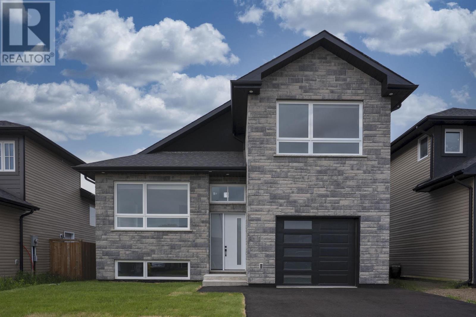 433 Muskrat Dr