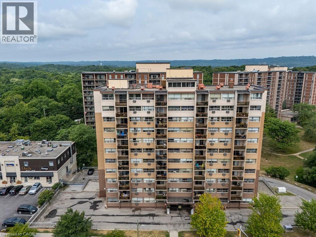 1950 Main Street W Unit 202