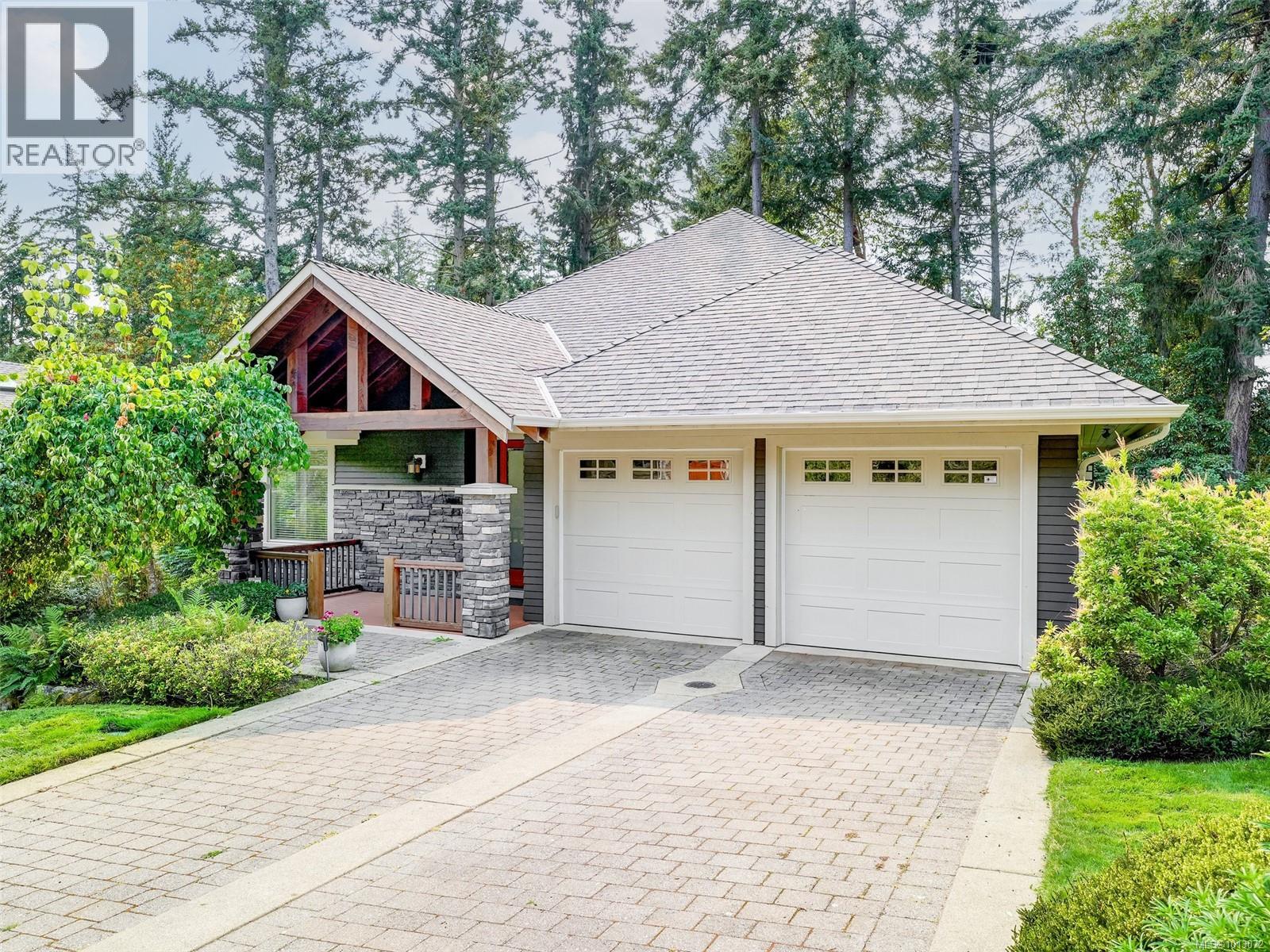 1266 Oceanwood Lane