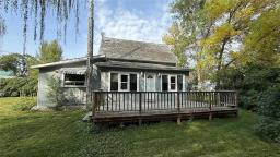 Primary Bedroom - 201 Lovett Street, Deloraine, MB R0M0M0 Photo 3