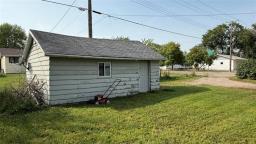 Kitchen - 201 Lovett Street, Deloraine, MB R0M0M0 Photo 4