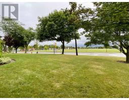 Dining room - 4 4 Rosanne Crescent, Hamilton, ON L8T2T7 Photo 4