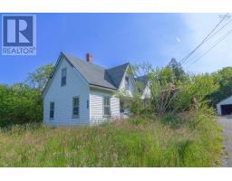 Bath (# pieces 1-6) - 1554 Shore Road, Gunning Cove, NS B0T1W0 Photo 2