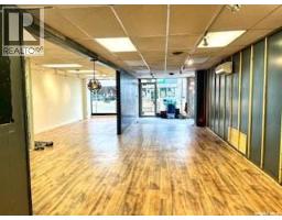 102 Central Avenue N, Image 3