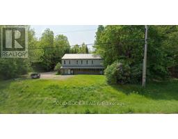 Bedroom 2 - 2855 A Highway 132 Road, Admaston Bromley, ON K7V3Z7 Photo 2
