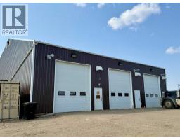 5114 43 Street, Image 2