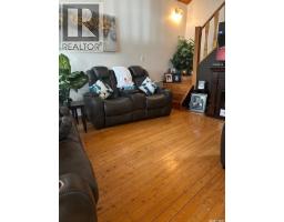 Primary Bedroom - 206 2nd Street W, Carrot River, SK S0E0L0 Photo 4