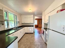 Dining room - 295 2nd Avenue, Minitonas, MB R0L1G0 Photo 2