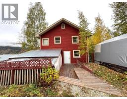 Kitchen - 1217 7th Avenue, Dawson City,  Y0B1G0 Photo 4