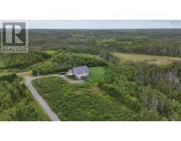 Bath (# pieces 1-6) - 4381 St Peters Fourchu Road, Grand River, NS B0E1M0 Photo 5