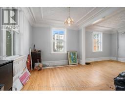 309 Picton Avenue, Image 3