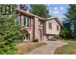 Living room - 82 Goodwill Avenue, Charlottetown, PE C1A3E5 Photo 3
