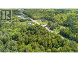 17 Mackesey Drive, Victoria Mines, NS B1N3J7 Photo 5