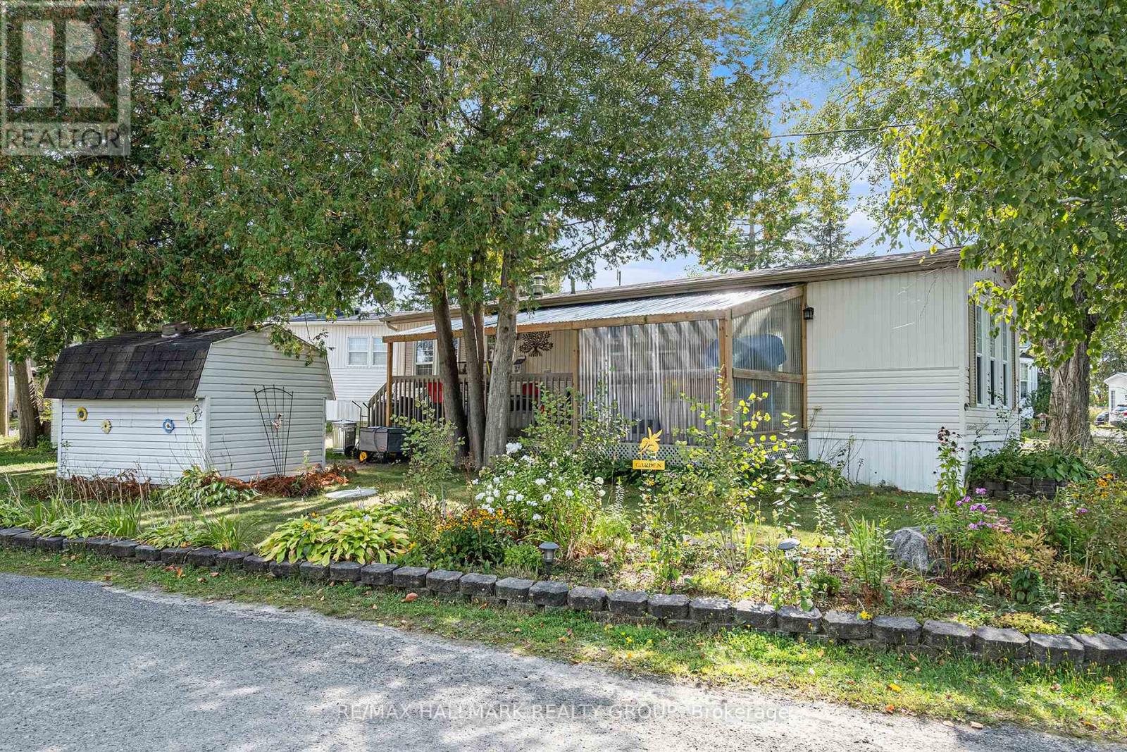 8 Kelly Sand Private