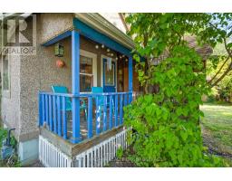 105 Weir Road, Image 3