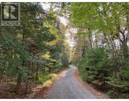 Bath (# pieces 1-6) - 903 Feltzen South Road, Feltzen South, NS B0J2X0 Photo 5