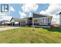 Primary Bedroom - 155 Mcleod Street, Parkhill, ON N0M2K0 Photo 2