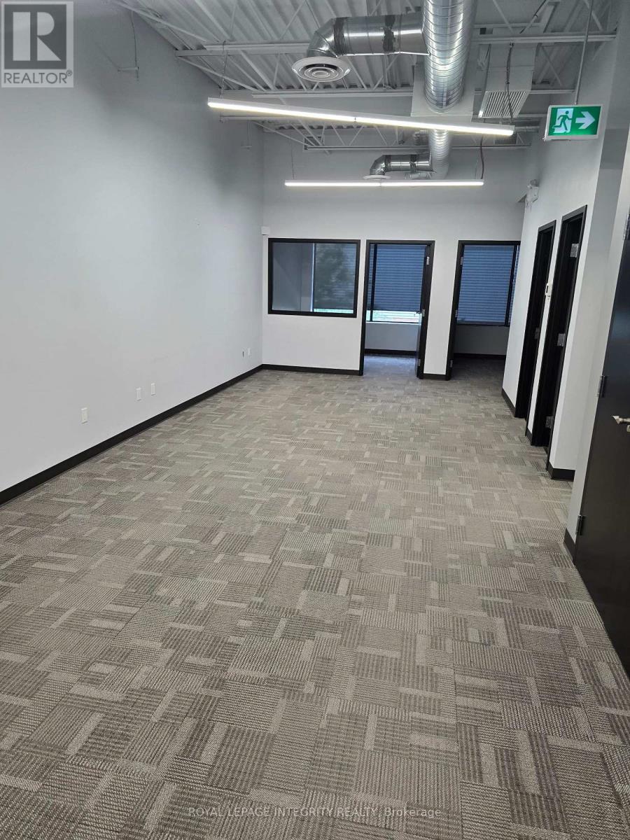 210 2310 St Laurent Boulevard N