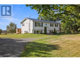 Dining room - 508 Village Green Road, Village Green, PE C1B3T9 Photo 3
