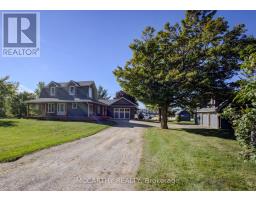 Living room - 582335 County Road 17 Road, Melancthon, ON L9V2L6 Photo 2