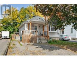 261 Montfort Street, Image 2