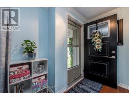 Sunroom - 5 Broadway Avenue, Innisfil, ON L9S1M9 Photo 4