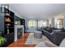 Primary Bedroom - 5 Broadway Avenue, Innisfil, ON L9S1M9 Photo 5