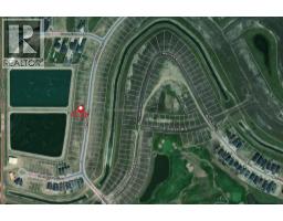 356 Muirfield Crescent, Image 2