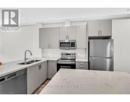 Bathroom - 120 85 Morrell Street, Brantford, ON N3T4J6 Photo 5