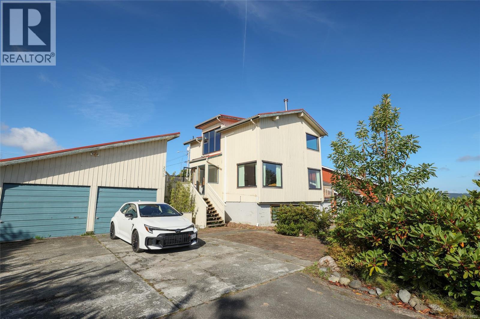 2515 Haddington Cres