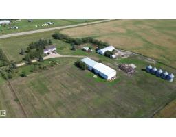 9839 115 Av, Image 2