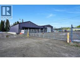 1101 Main Avenue, Sundre, AB T0M1X0 Photo 2