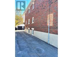 527 Laderoute Avenue, Image 3