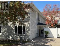 E 1033 Cummings Avenue, Image 2