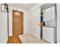 802 805 Carling Avenue, Image 2