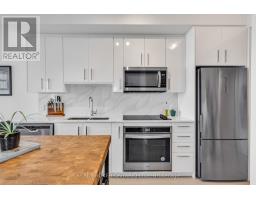 802 805 Carling Avenue, Image 3
