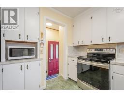 Dining nook - 7072 Highway 340 Highway, Weaver Settlement, NS B0W3T0 Photo 3