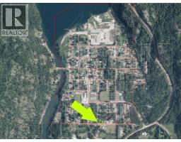 Lots 8 10 Hume Street, Slocan, BC V0G2C0 Photo 2