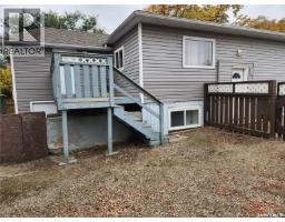 19 10th Avenue Ne, Image 2